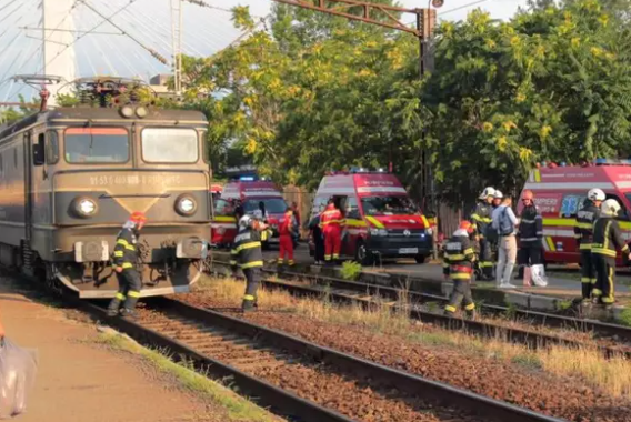 Tânărul din Cluj călcat de tren voia să obțină permisul de conducere. Căștile i-au fost fatale