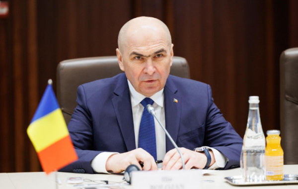 Guvernul a decis! Prețul la curent este plafonat până în 2027. Ce apare automat pe factura ta